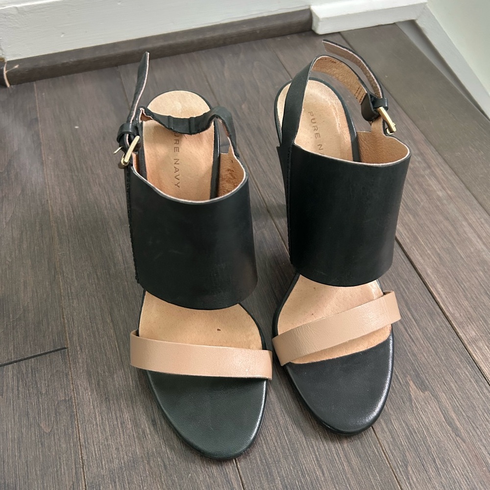 Pure Navy Two-Tone Black and Nude Women's Leather Sandals